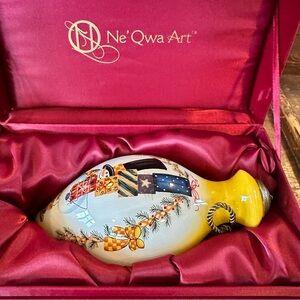 Ne'Qwa Art reverse hand-painted glass snowman ornament